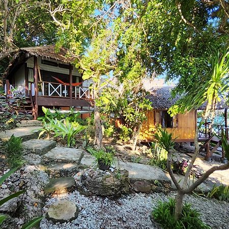 Nini'S Beach Bungalows Bira Esterno foto