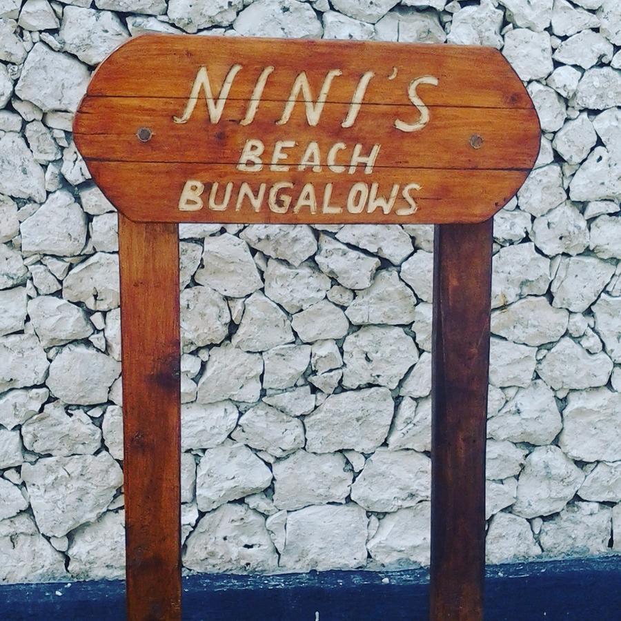 Nini'S Beach Bungalows Bira Esterno foto